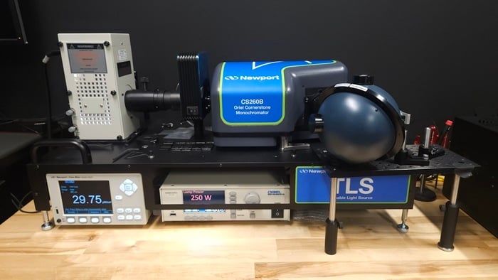 Full Monochromator